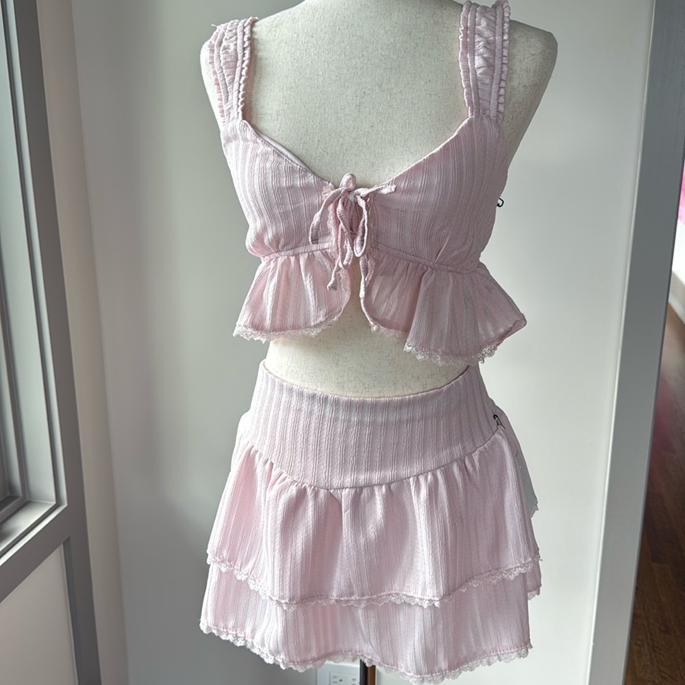 Haute Monde Light Pink Ruffled 2 Piece Outfit